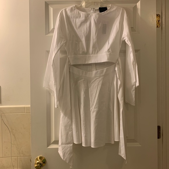 Intermix White Bell Sleeve Cut-out Mid-riff Dress - Picture 3 of 8